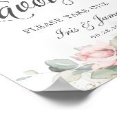 ソフトなフラッシュの花と緑のウェディングギフトサイン ポスター (角)