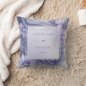 ソフトなラベンダー シアー フローラル ウェディング クッション (ブランケット)