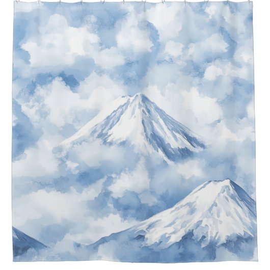 ソフトな水彩画の山々 雪 雲 青 白 シャワーカーテン (正面)