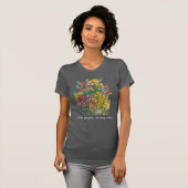 ソフトな花びら、強い根、水彩の花 Tシャツ (正面フル)