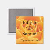 ソフトイエローパーソナライズされたロ結婚ーズ マグネット (正面/裏面)