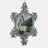 ソフトウェアのせいか? スノーフレークピューターオーナメント (左)