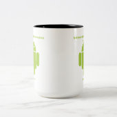 ソフトウェア開発者の内部(虫のDroidのフォントの手紙) ツートーンマグカップ (中央)