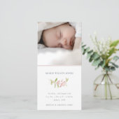 ソフトエレガント赤面ピンクベリーフローラベビーガール 案内状 (スタンド正面)