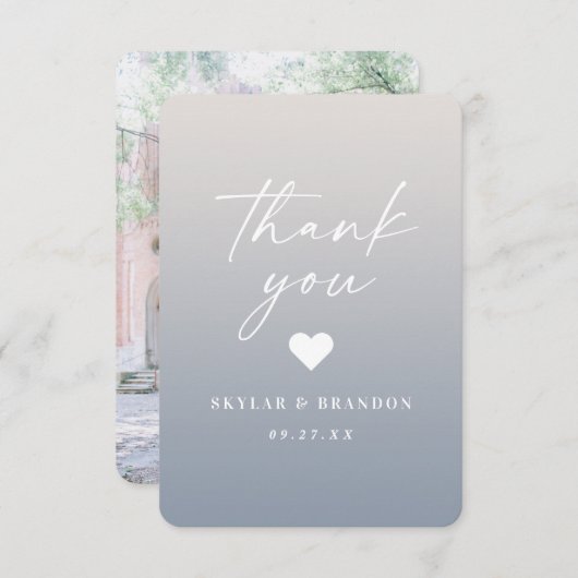 ソフトグラデーションガーデニアホワイト&ダスティブルー結婚ズ サンキューカード (正面/裏面)