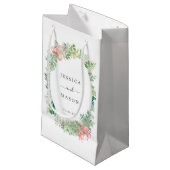 ソフトグリーンリーホテルズ結婚抱き枕 スモールペーパーバッグ (正面アングル)