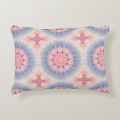 ソフトパステルピンクブルーフローラ万華鏡のように千変万化するパターンパターン アクセントクッション (正面)