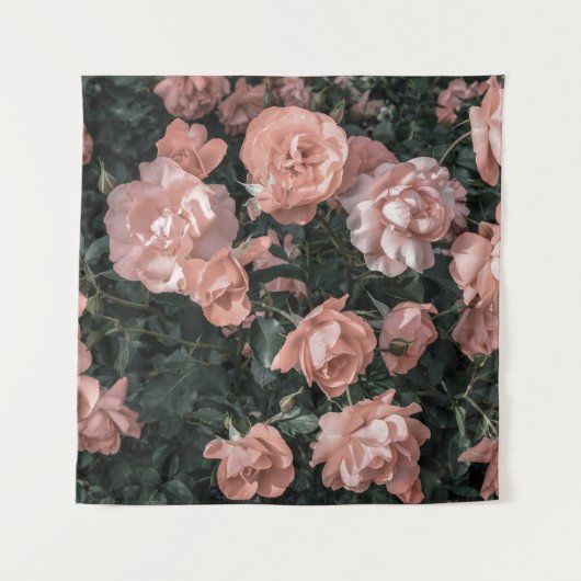 ソフトパステルピンクローズガーデン タペストリー (正面)