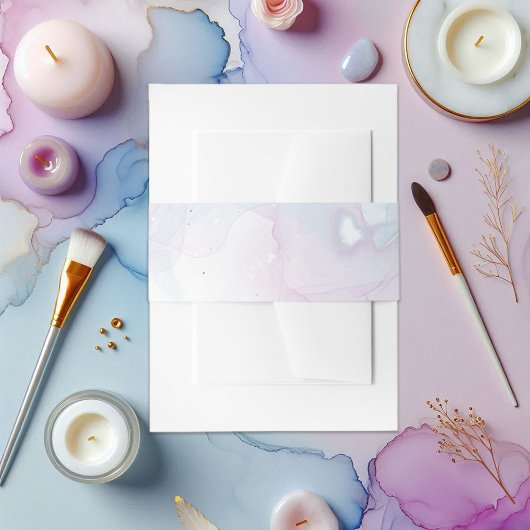 ソフトパステルブルー、薄紫、および金ゴールドアルコールインク 招待状ベリーバンド