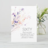 ソフトパープルと赤面の花エレガント誕生日 招待状 (スタンド正面)