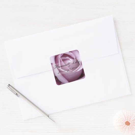 ソフトパープルバラパーソナライズされた結婚ズ スクエアシール (封筒)