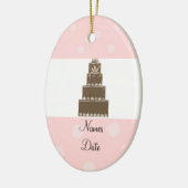 ソフトピンクとチョコレー結婚トのケーキ セラミックオーナメント (左)