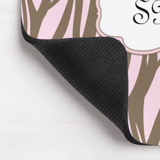 ソフトピンクとブラウンのモノグラム枠 マウスパッド (コーナー)