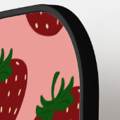 ソフトピンクに赤い夏のイチゴ ピックルボールラケット (左詳細)