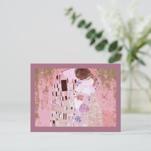 ソフトピンクのロマンチックなキス ポストカード (スタンド正面)