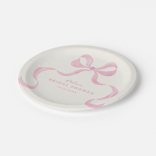 ソフトピンクの手描きリボン ブライダルシャワー ペーパープレート (アングル)