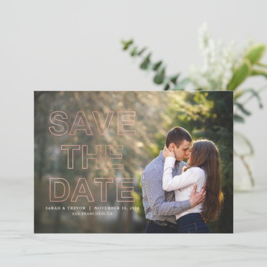 ソフトピンクモダンのフォトウェディング日付を保存 セーブザデート (スタンド正面)