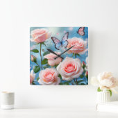 ソフトピンクローズフラワーブルーバタフライ スクエア壁時計 (ホーム)