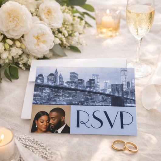 ソフトブルーのブルックリン橋の結婚式RSVP 招待状