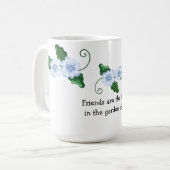 ソフトブルーの花と友情の言葉 コーヒーマグカップ (正面左)