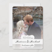 ソフトホワイトバナーフォトセーブ・ザ・デート案内 招待状 (正面)