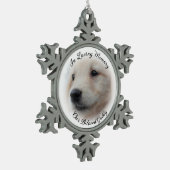 ソフトホワイト写真のヴィネットでペット記念碑 スノーフレークピューターオーナメント (左)