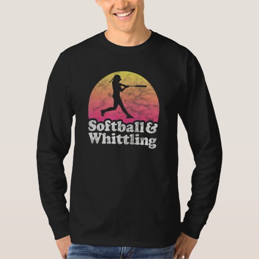 ソフトボールと細工好きな女性または女子 Tシャツ (正面)