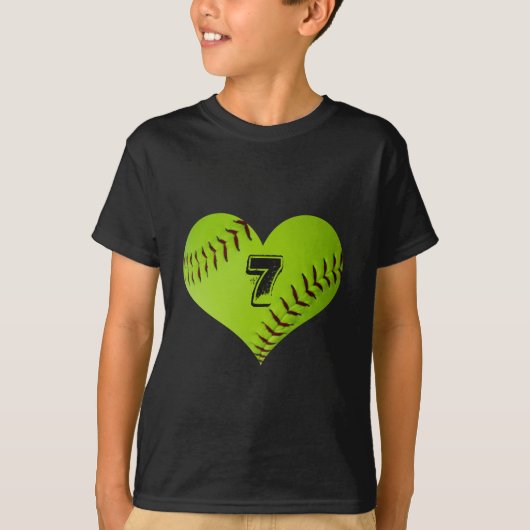 ソフトボールのハートのTシャツ Tシャツ (正面)