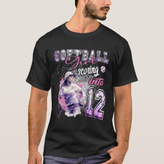 ソフトボールの女の子が12に得点 – レディース誕生日 Tシャツ