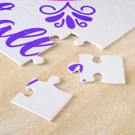 ソフトボールを持つ女の子を決して過小評価しな遊いこと ジグソーパズル (側面)