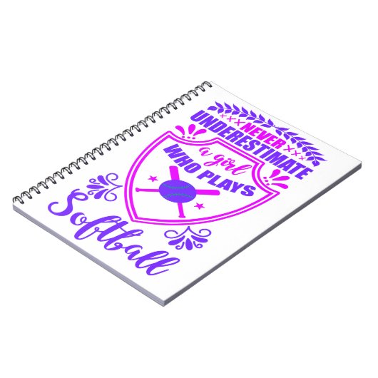 ソフトボールを持つ女の子を決して過小評価しな遊いこと ノートブック (左側)