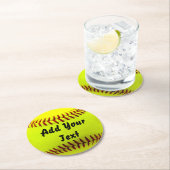 ソフトボールイエローソフトボールのスポーツチームコーチ ラウンドペーパーコースター (インサイチュ)