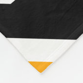 ソフトボールクールおもしろいブライトブルーブラックレースストライプレース フリースブランケット (角)