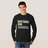 ソフトボールパパのおもしろい定義 Tシャツ (正面フル)