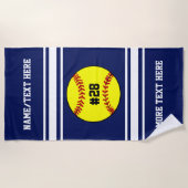 ソフトボールプレーヤー数チームクラブ名前のカスタム色 ビーチタオル (正面)