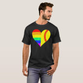 ソフトボールLGBTプライドハートソフトボール選手 Tシャツ (正面フル)