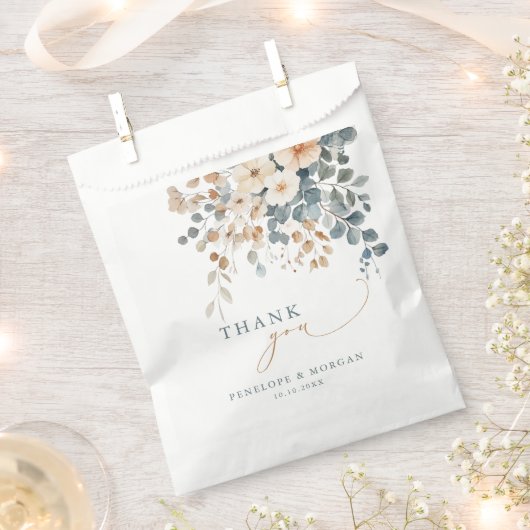 ソフトミュート自然トーンフローラウォーター結婚カラー フェイバーバッグ (クリップ留めされた状態)