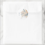 ソフトミュート自然トーンフローラウォーター結婚カラー ラウンドシール<br><div class="desc">モモ、ベージュ、ダスティーエレガントブルー、ソフトグリーンなど結婚のミュートされたパステルの調和のとれたブレンドを特徴とする、この水色の封筒用シールのシールで特別な日を高める。繊細なフローラデザインは、穏やかで自然な美学を生み出し、暖かくtouchのあるロマンチックで時間を要しない外観を求めるカップルに最適自然である。忘れられないお祝いのトーンを設定するには、この美しい招待をパーソナライズする。このデザインを取り上げたカスタマイズや追加感じ品は自由に連絡お願いする。</div>