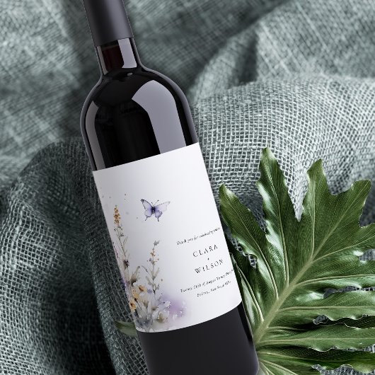 ソフト薄紫ワイルドフラワーバタフライ庭園の結婚式 ワインラベル