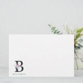 ソフト赤面ブルーフローラアルファベット名B 便箋 (スタンド正面)