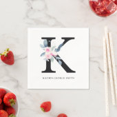 ソフト赤面ブルー白フローラアルファベット文字K スタンダードカクテルナプキン (インサイチュ)