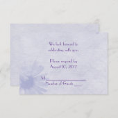 ソフト ラベンダー デイジー RSVP 招待状 (正面/裏面)