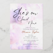 ソフトShe's on cloud 9バラ金ゴールドブライダルシャワー 箔招待状 (正面)