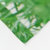 ソマリの猫とシベリアンハスキーのかわいい友達が寄り添う フリースブランケット (角)