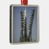 ソユーズロケットは位置4に立てられる メタルオーナメント (右)