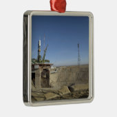 ソユーズロケットは位置5に立てられる メタルオーナメント (右)