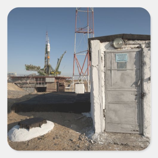 ソユーズロケット到着直後2 スクエアシール (正面)