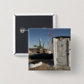 ソユーズロケット到着直後2 缶バッジ (正面&裏面)