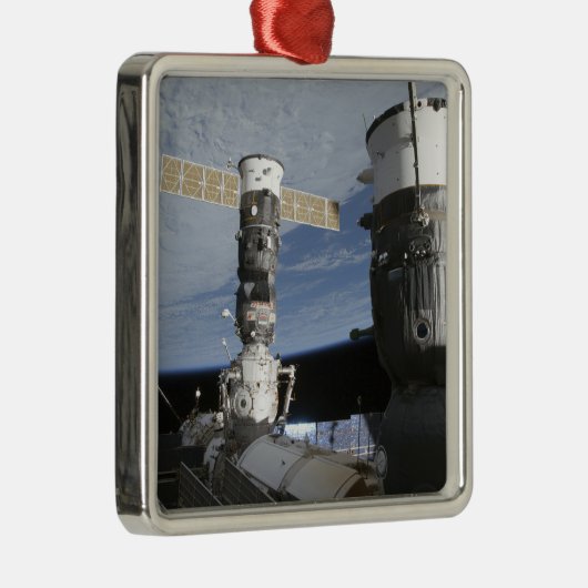 ソユーズロシアのとプログレスの宇宙船 メタルオーナメント (右)