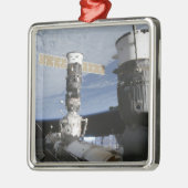 ソユーズロシアのとプログレスの宇宙船 メタルオーナメント (左)